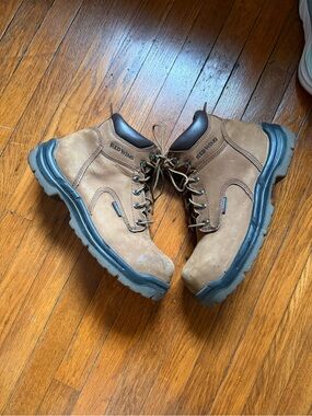 Red wing boots mens size 9.5